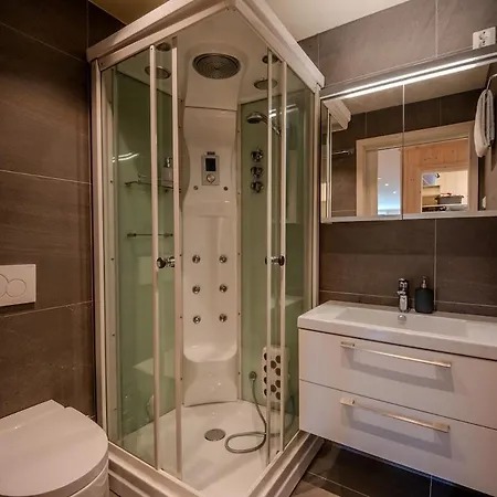 Apartment Spacious In Centre *